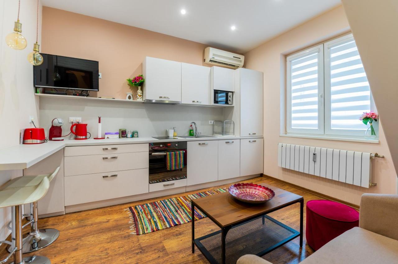 Colorful Dream - 2bd In The Center Of By Flat Mаnager Apartment *