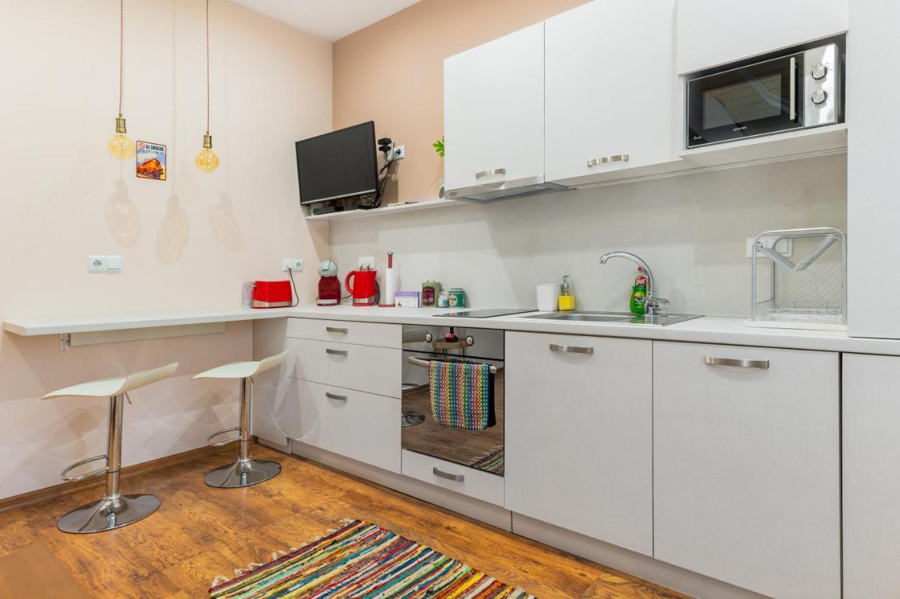 Colorful Dream - 2bd In The Center Of By Flat Mаnager *